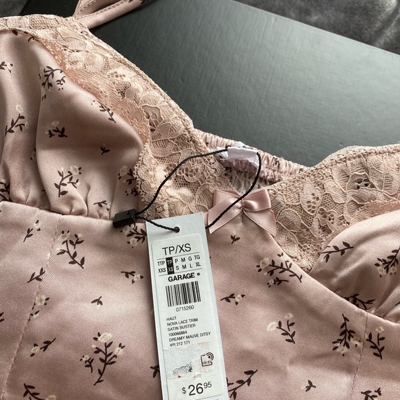 Garage flower lace crop top - Picture 4 of 4